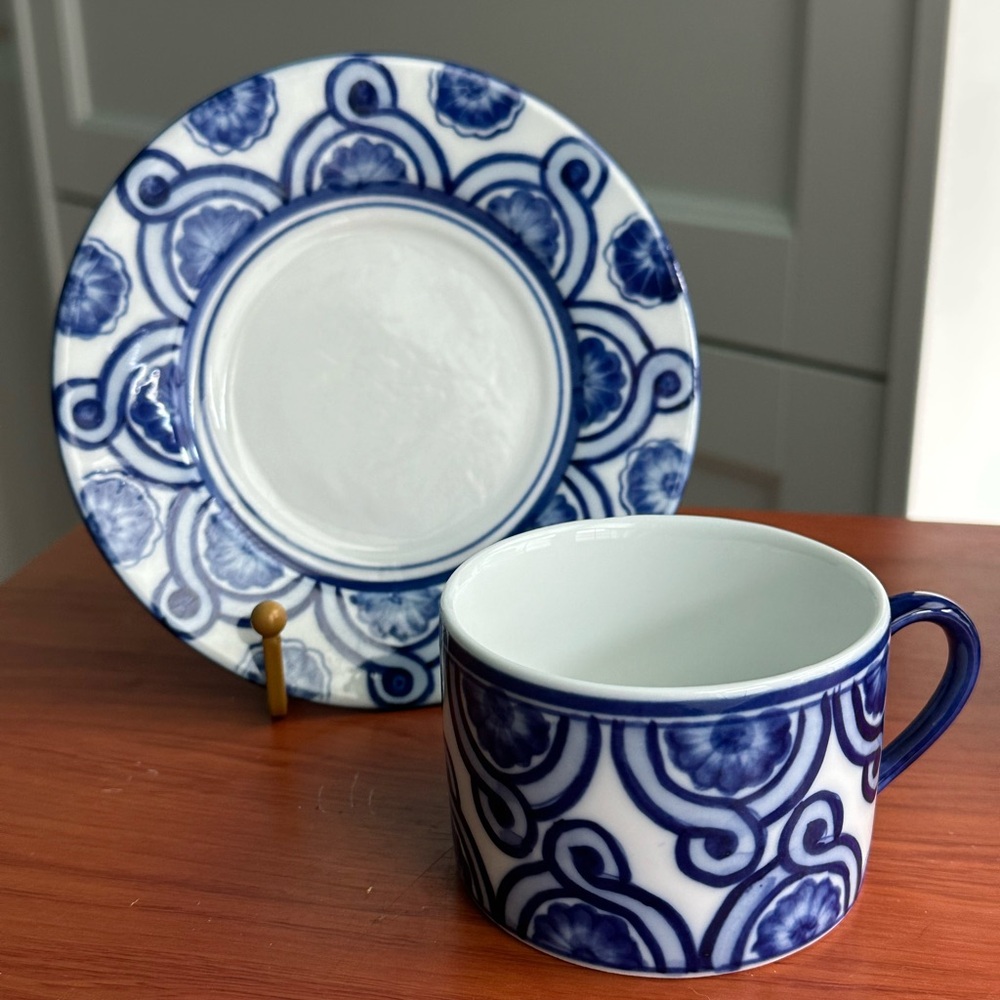 🧡 Bombay Company Blue Label Cup and Saucer Set 🧡